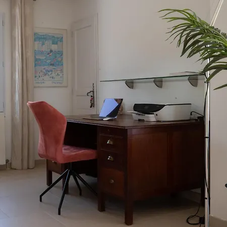 Berrette Villa Castillon-du-Gard