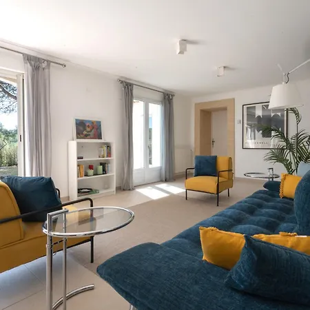 Berrette Villa Castillon-du-Gard