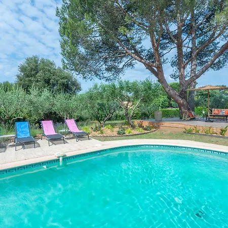 Berrette Villa Castillon-du-Gard